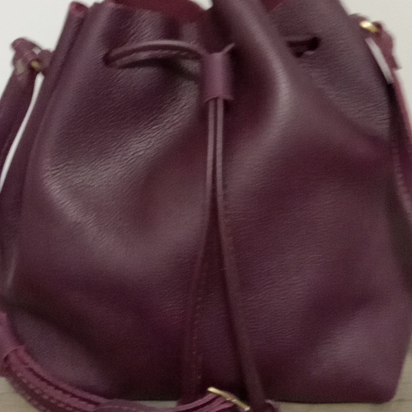Portland Leather Plum Bucket Bag New💜💜💜 - Picture 2 of 8